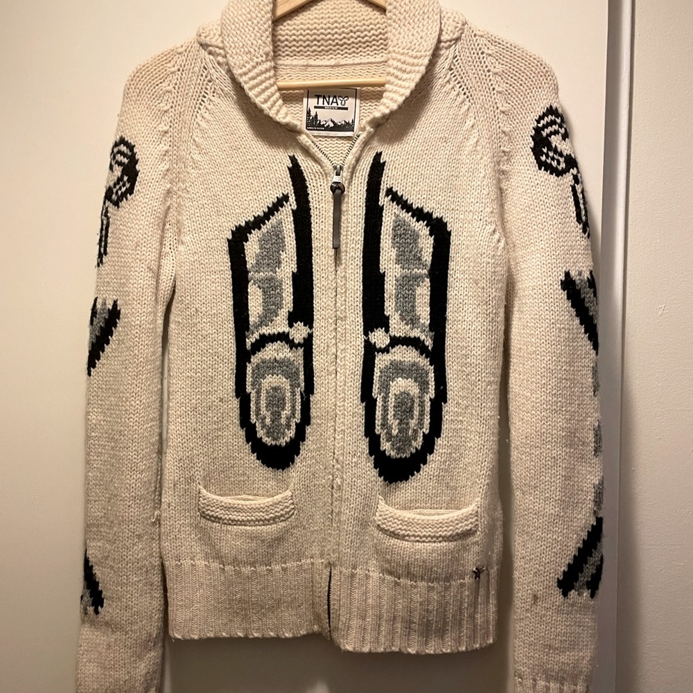 Women’s Sweater-TNA